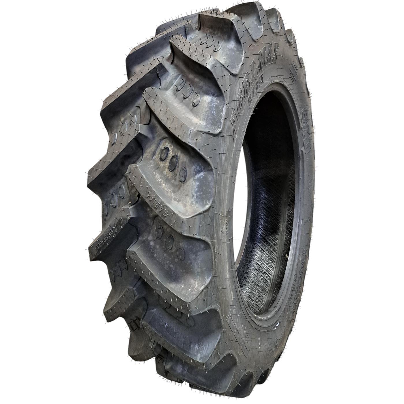 320/85R32 (12.4R32) TL 147A8 147B AGRIMAX RT 855 BKT