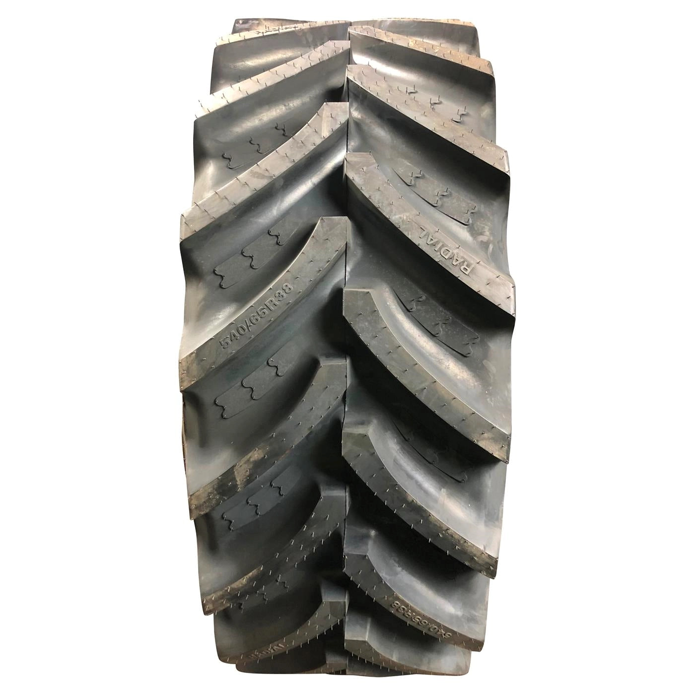 540/65R38 (16.9R38) TL 153D 156A8 AGRIMAX RT 657 BKT